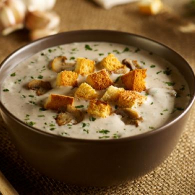 Supa crema de ciuperci cu crutoane